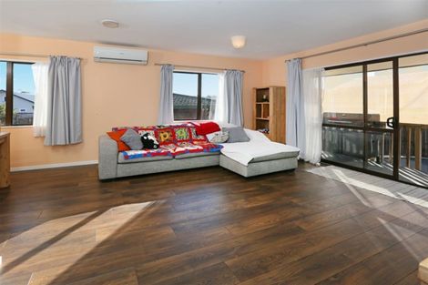 Photo of property in 4/18 Evans Road, Glen Eden, Auckland, 0602