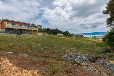 Photo of property in 1 Pekama Drive, Cable Bay, 0420