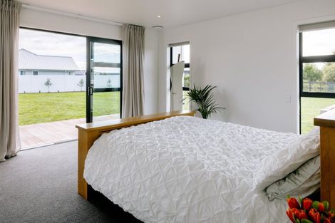 Photo of property in 16 Kaniera Terrace, Cambridge, 3434