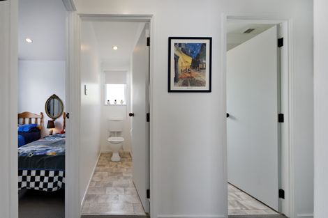 Photo of property in 2/38 Borich Road, Sunnyvale, Auckland, 0612