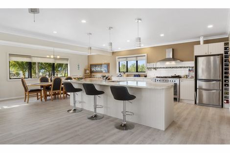 Photo of property in 74 Harbour View Road, Point Wells, Warkworth, 0986