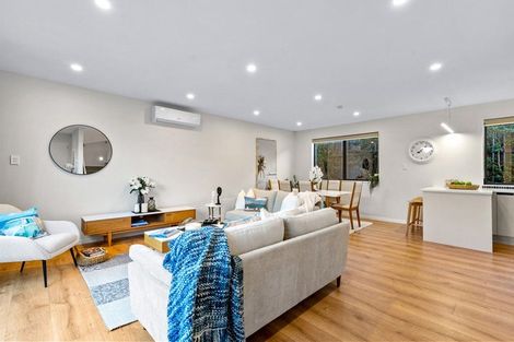 Photo of property in 112b Hutchinson Avenue, New Lynn, Auckland, 0600