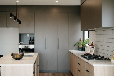 Photo of property in 12 Korowhiti Road, Clarks Beach, 2122