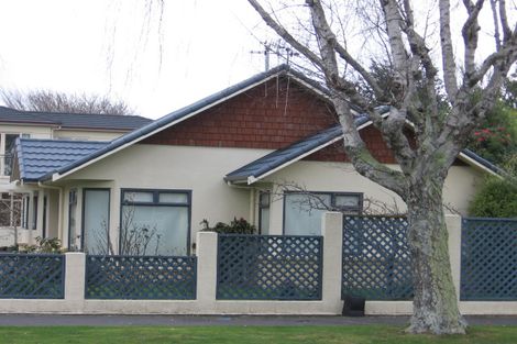 Photo of property in 14 Winston Avenue, Hokowhitu, Palmerston North, 4410