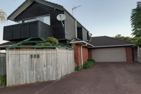 Photo of property in 90b Simmental Crescent, Somerville, Auckland, 2014