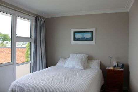 Photo of property in 92 Eglinton Road, Mornington, Dunedin, 9011