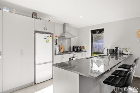 Photo of property in 9 Tide Lane, Whitby, Porirua, 5024