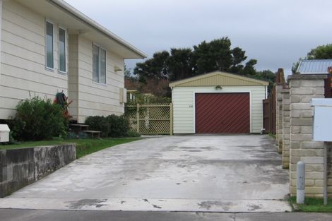 Photo of property in 24 Cargill Grove, Kelvin Grove, Palmerston North, 4414