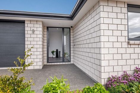 Photo of property in 5 Oscar Lane, Rolleston, 7615