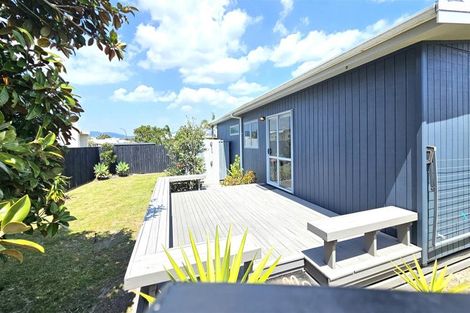 Photo of property in 102 Sands Crescent, Matarangi, Whitianga, 3592