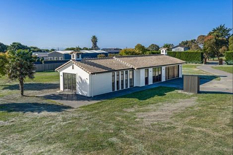 Photo of property in 165 School Road, Clive, 4102