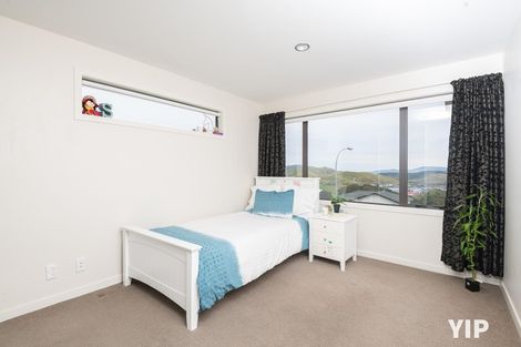 Photo of property in 21 Comber Place, Johnsonville, Wellington, 6037