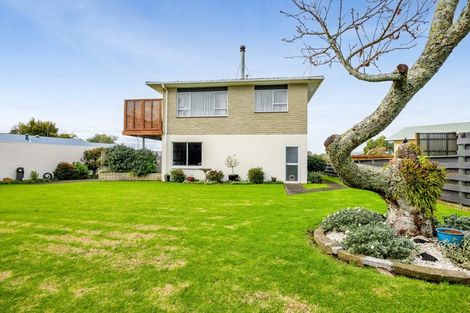 Photo of property in 17 Smeaton Road, Bell Block, New Plymouth, 4312