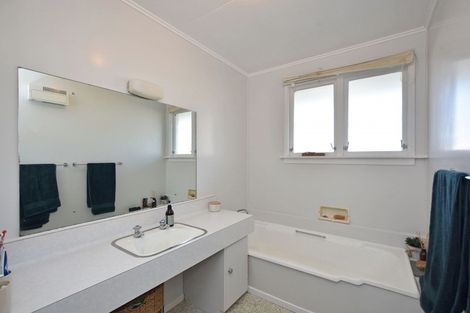 Photo of property in 33 Clifton Street, Windsor, Invercargill, 9810