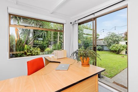 Photo of property in 3 Dockery Avenue, Onekawa, Napier, 4110