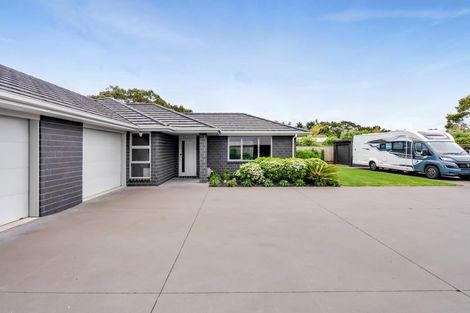 Photo of property in 15 Keene Drive, Bell Block, New Plymouth, 4312
