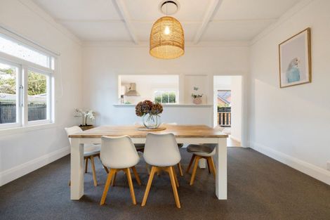 Photo of property in 23 Williams Street, Cambridge, 3434