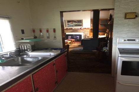 Photo of property in 16 Thompson Street, Greymouth, 7805