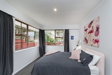 Photo of property in 16 Austin Place, Awapuni, Palmerston North, 4412