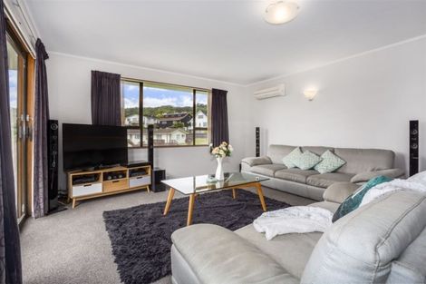 Photo of property in 7 Beauly Grove, Papakowhai, Porirua, 5024