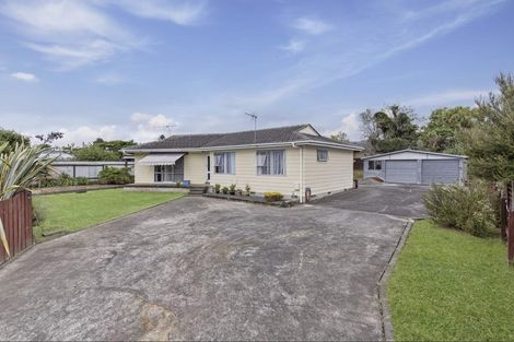 Photo of property in 8 Harrier Place, Papakura, 2110