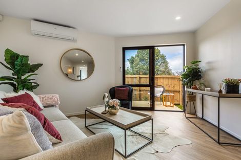 Photo of property in 1a Bellville Drive, Clendon Park, Auckland, 2103