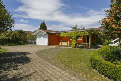 Photo of property in 6 Kotare Street, Hilltop, Taupo, 3330