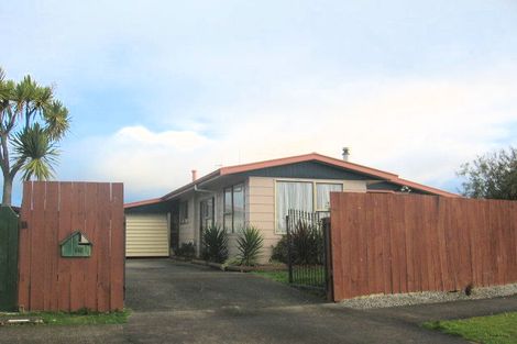 Photo of property in 15 Wild Street, Feilding, 4702