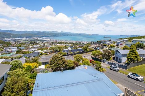 Photo of property in 4 Protea Street, Maungaraki, Lower Hutt, 5010