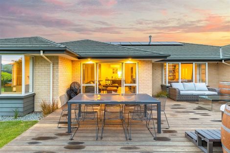 Photo of property in 10 Donovan Place, Aidanfield, Christchurch, 8025