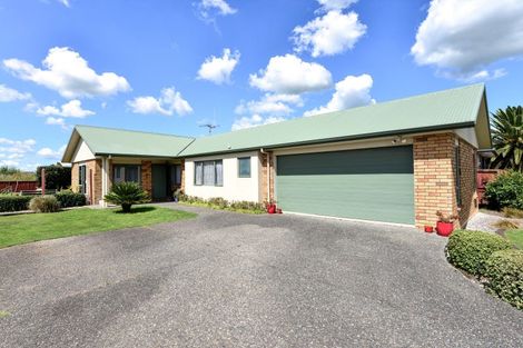 Photo of property in 12 Aldona Place, Fairview Downs, Hamilton, 3214