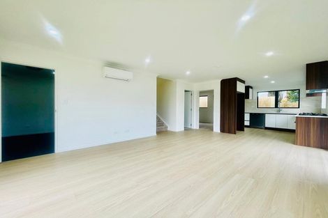 Photo of property in 8a Neems Place, Manurewa, Auckland, 2102
