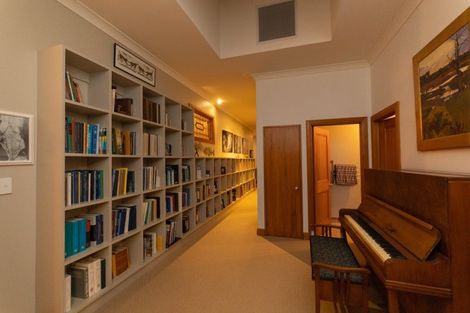 Photo of property in 122 Pahiatua Aokautere Road, Aokautere, Palmerston North, 4471