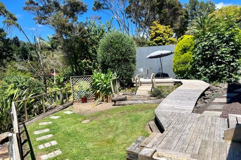 Photo of property in 1 Waterview Place, Haruru, 0204