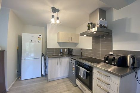 Photo of property in 8 Cosgrove Rise, Riverstone Terraces, Upper Hutt, 5018