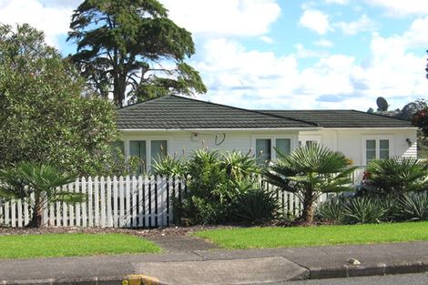 Photo of property in 44 Abbotleigh Avenue, Te Atatu Peninsula, Auckland, 0610