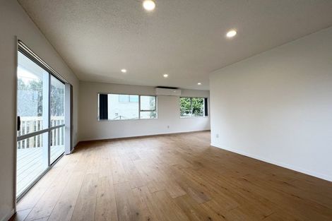 Photo of property in 1/7 Becroft Drive, Forrest Hill, Auckland, 0620