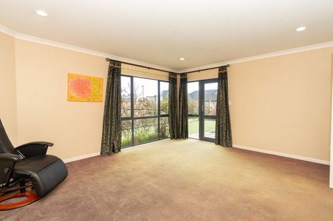 Photo of property in 5 Sovereign Place, Rototuna North, Hamilton, 3210