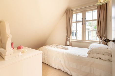 Photo of property in 331 Karori Road, Karori, Wellington, 6012