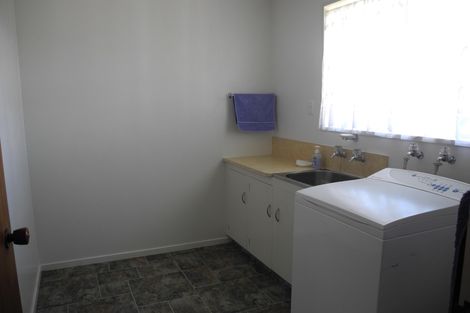 Photo of property in 11 Oxford Street, Waimate, 7924