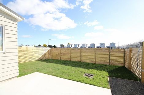 Photo of property in 10 Divide Loop, Takanini, 2112