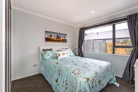 Photo of property in 2/14 Lamorna Road, Parklands, Christchurch, 8083