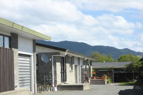 Photo of property in 22 Ranui Road, Stoke, Nelson, 7011