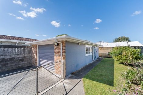 Photo of property in 7 Innes Place, Roslyn, Palmerston North, 4414