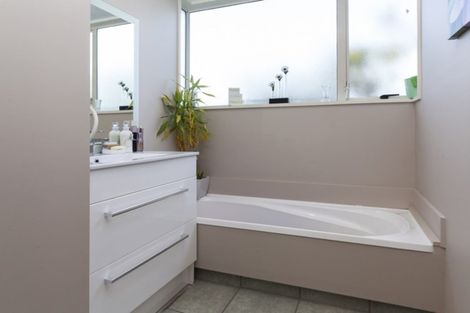 Photo of property in 856 Main Road North, Belfast, Christchurch, 8051