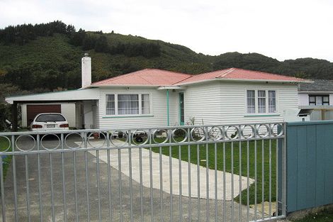 Photo of property in 11 Heath Street, Wainuiomata, Lower Hutt, 5014