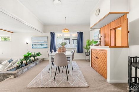 Photo of property in 13 Mahoe Street, Eastbourne, Lower Hutt, 5013