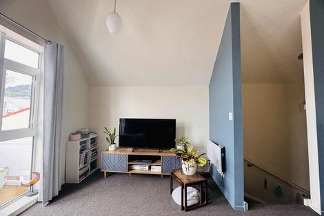 Photo of property in Pirie Street Townhouses, 36/35 Pirie Street, Mount Victoria, Wellington, 6011