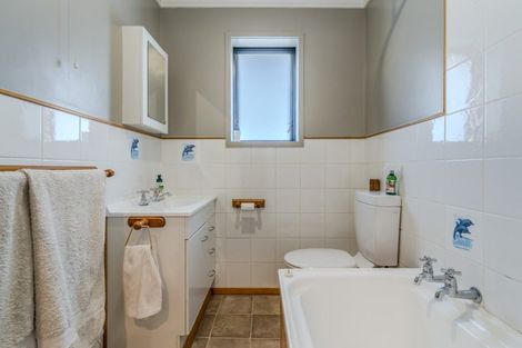 Photo of property in 2 Flower Street, Fairfield, Dunedin, 9018