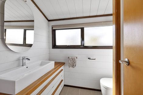 Photo of property in 21 Rata Street, Upper Vogeltown, New Plymouth, 4310